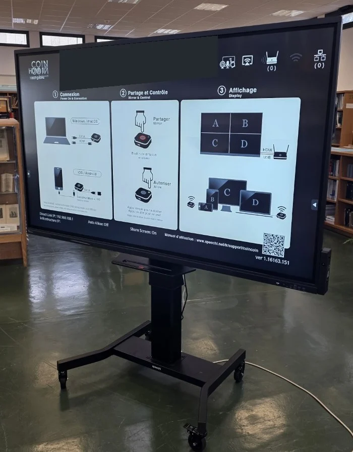 Écran interactif Speechi sur support mobile